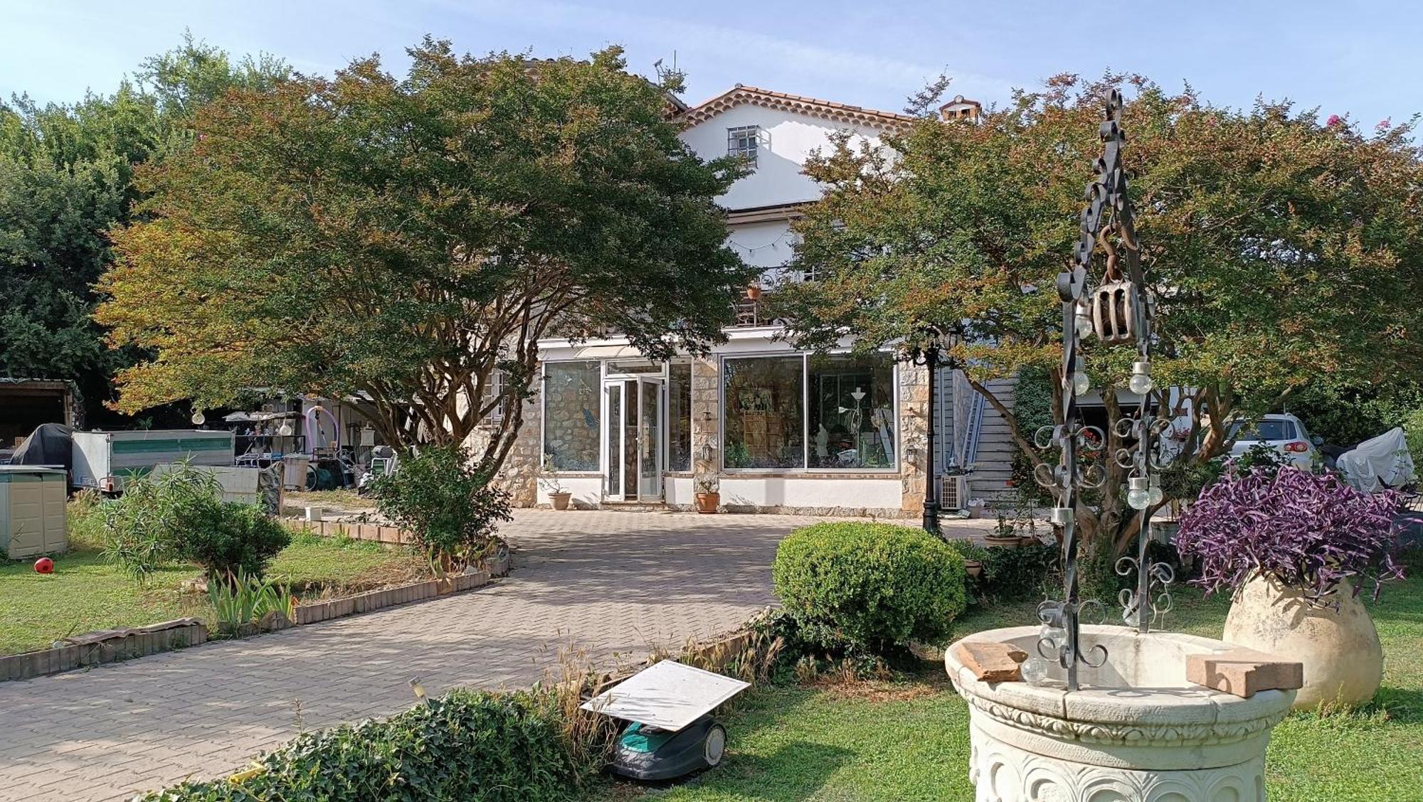 Hebergement Independant Avec Parking Prive Dans Villa Grasse Extérieur photo